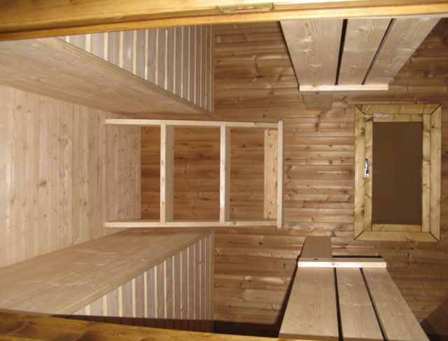 Panorama barrel sauna lodge exterior with terrace